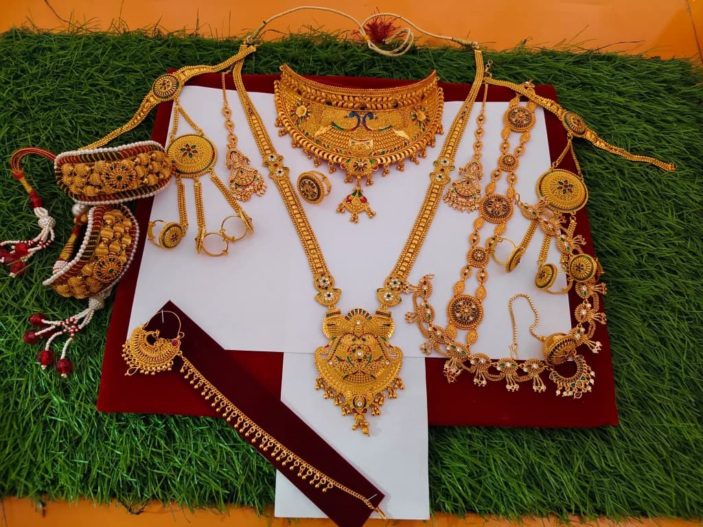 Nath, Ponchi,Ponchi, Buti, Ramnavmi , Finger Ring, Chokar, Shisful, Rakhdi Set
