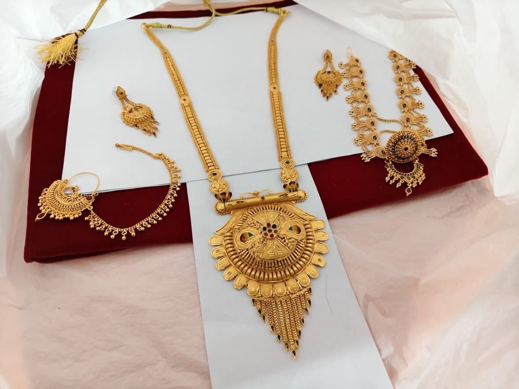 Nath, Ranihar, Rakhdi Set